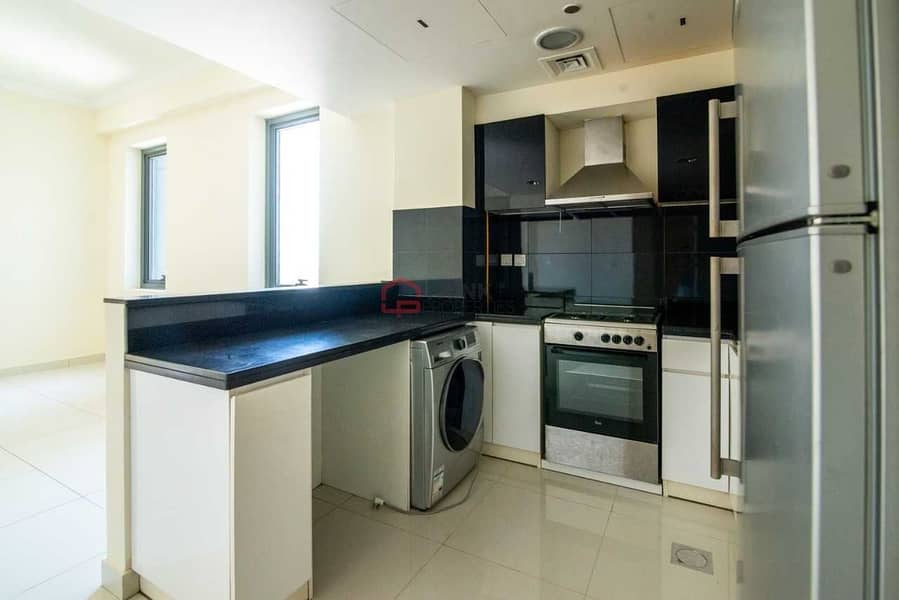 7 CANAL VIEW 2 BED APT EXECUTIVE BAY FOR SALE
