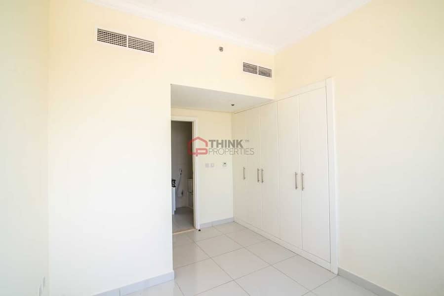 8 CANAL VIEW 2 BED APT EXECUTIVE BAY FOR SALE