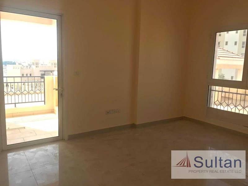 4 Lovely 2 BR Lagoon View Apartment