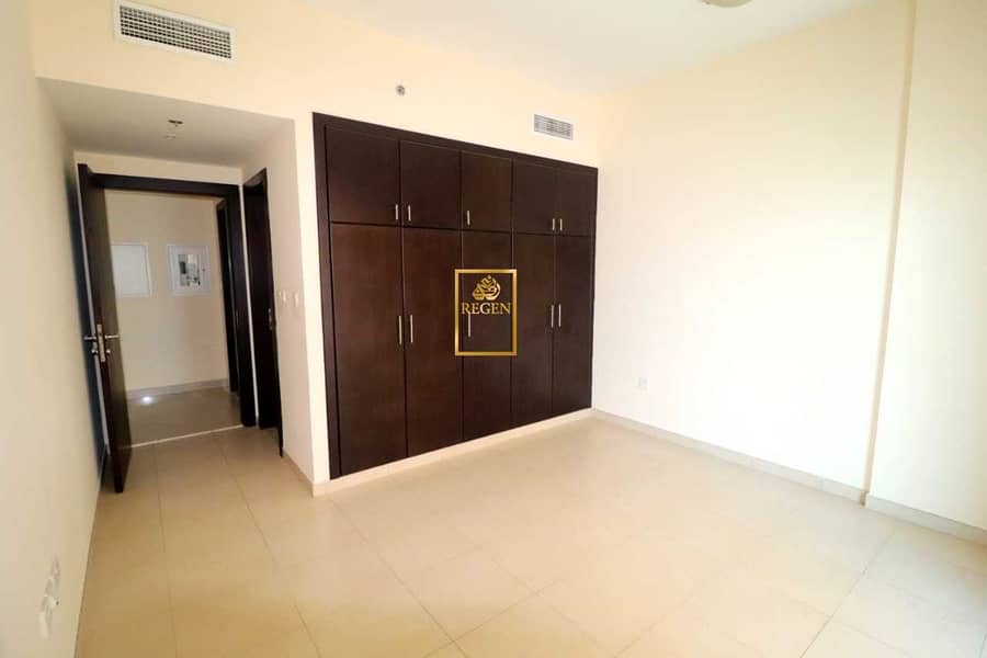 6 One Bedroom Hall Apartment For Sale in Silicon Oasis
