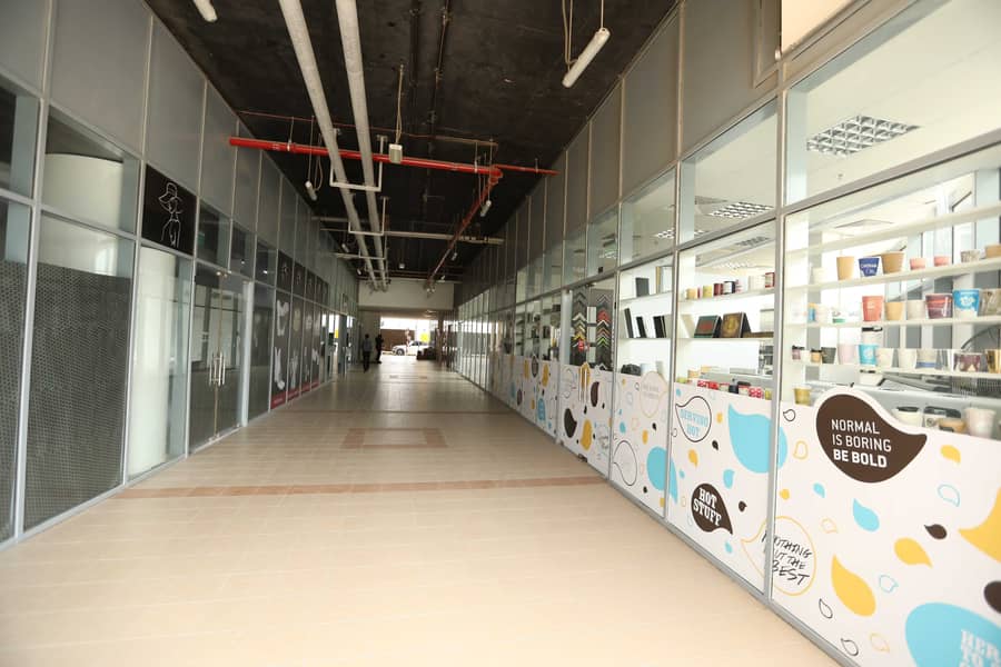 High power I Exclusive Retail Space on the Dubai Canal High power I Exclusive Retail Space on the Dubai Canal