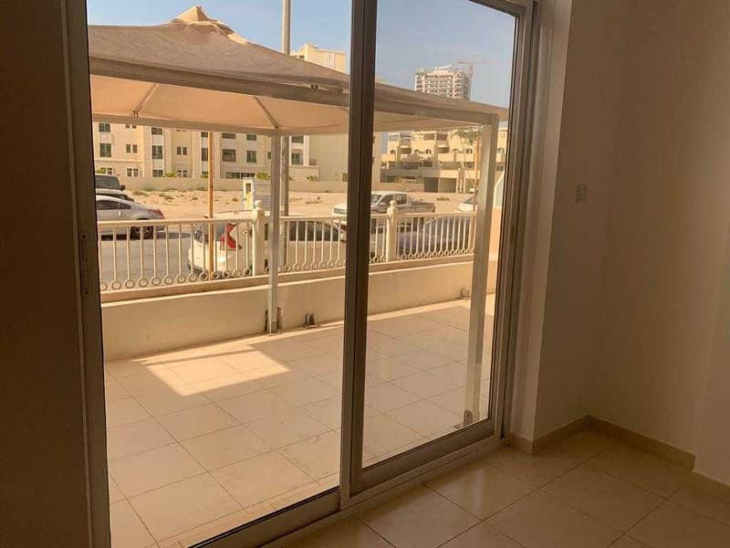 5 Large 1 Bedroom | Payable up to 4 chqs