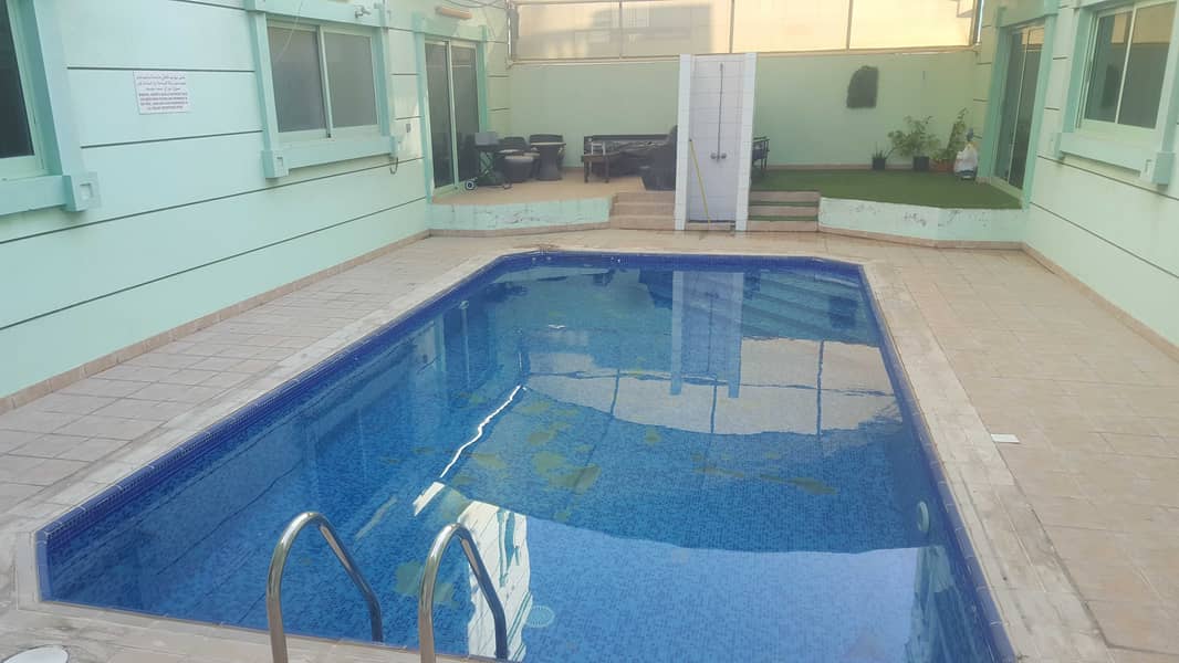 **DEAL**LARGE CORNER 3 BR-PVT ENTRANCE-TV LOUNGE VILLA CLOSE TO ABHAYA MALL FOR JUST