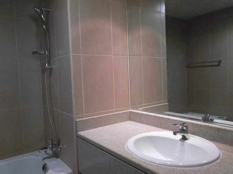 6 DISTRESS DEAL  LARGE ONE BEDROOM  IN RITAJ