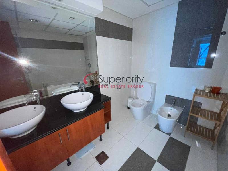 30 Furnished | Good Condition | Amazing Layout | 1Bedroom For Rent in Park Towers B