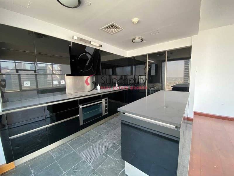 4 Ready and Vacant | Unfurnished | With Parking | Penthouse for Rent