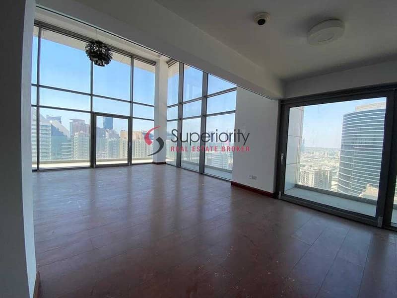 8 Ready and Vacant | Unfurnished | With Parking | Penthouse for Rent