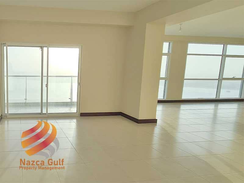 6 Stunning Oceanfront 3 bedroom apartment with Maids Room
