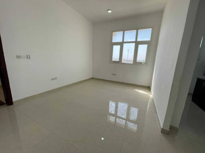 شقة في مدينة شخبوط 1 غرفة 36000 درهم - 5215824