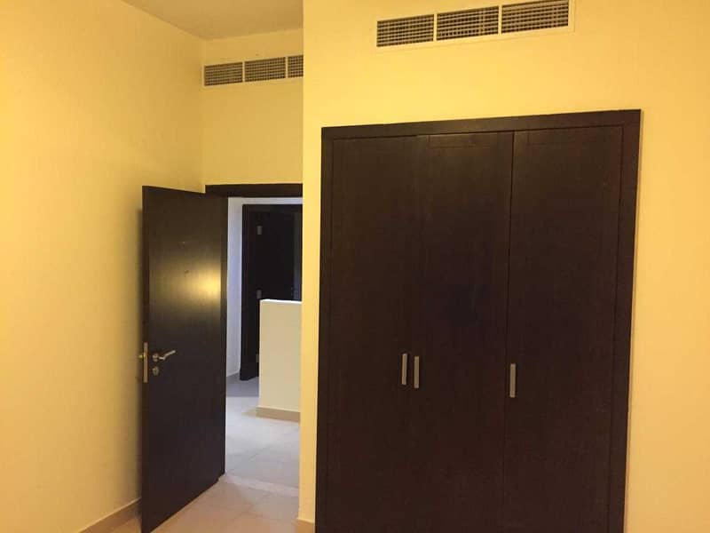 Affordable 3Bedroom With Maid Room Town House In Warsan