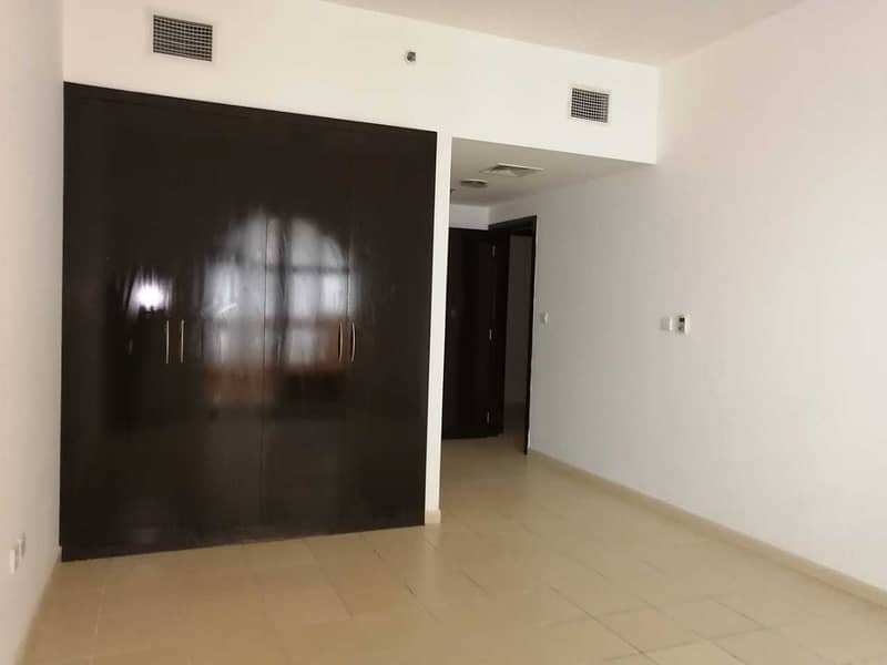 位于朱美拉环形村(JVC)，JVC第15区，四季街区 1 卧室的公寓 360000 AED - 5238934