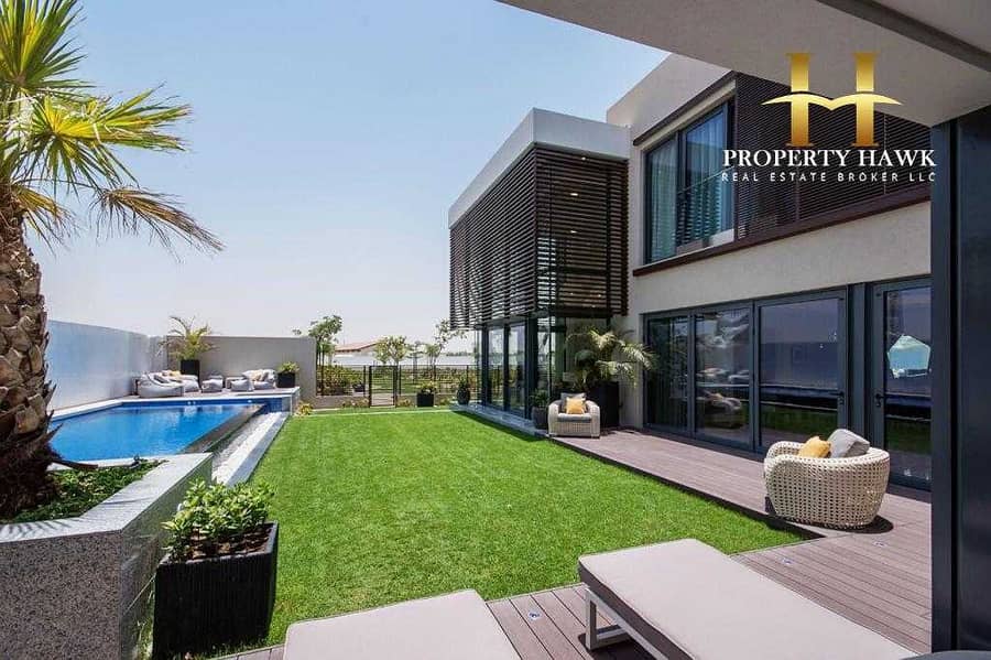 15 Stunning  Luxury Living Villa | With Private Pool