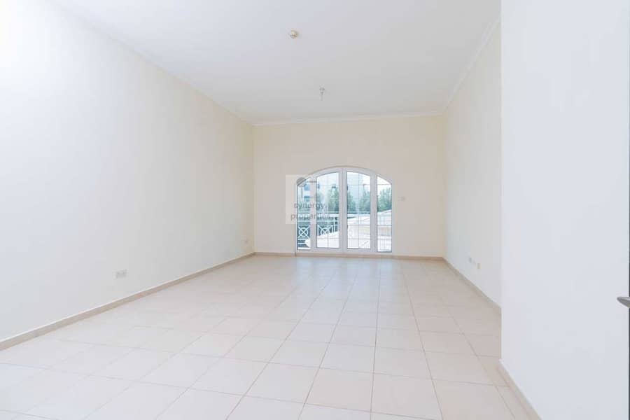 Spacious 2 Bed + Maid l Vacant Ready to move Spacious 2 Bed + Maid l Vacant Ready to move