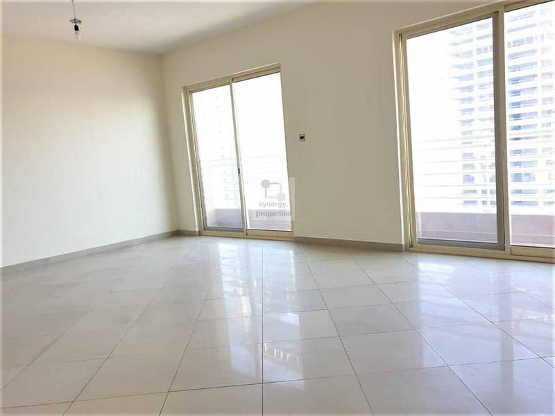 2 Spacious 2 Bed Icon tower 2| store and laundry