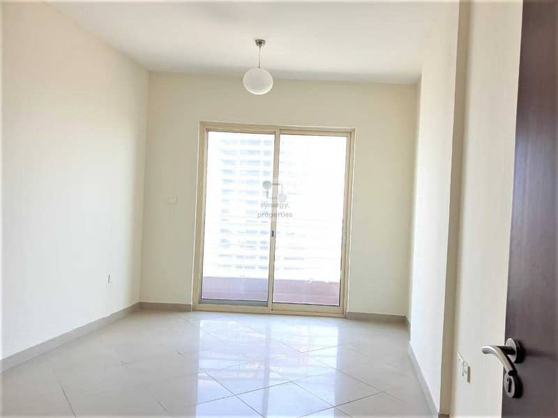 9 Spacious 2 Bed Icon tower 2| store and laundry