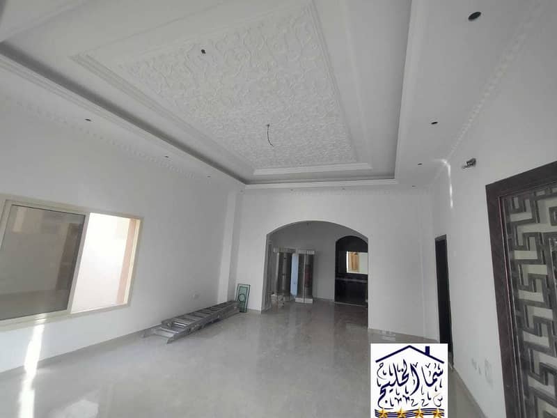 Modern design villa with super deluxe finishing for sale in Ajman, Al Yasmeen area, behind Al