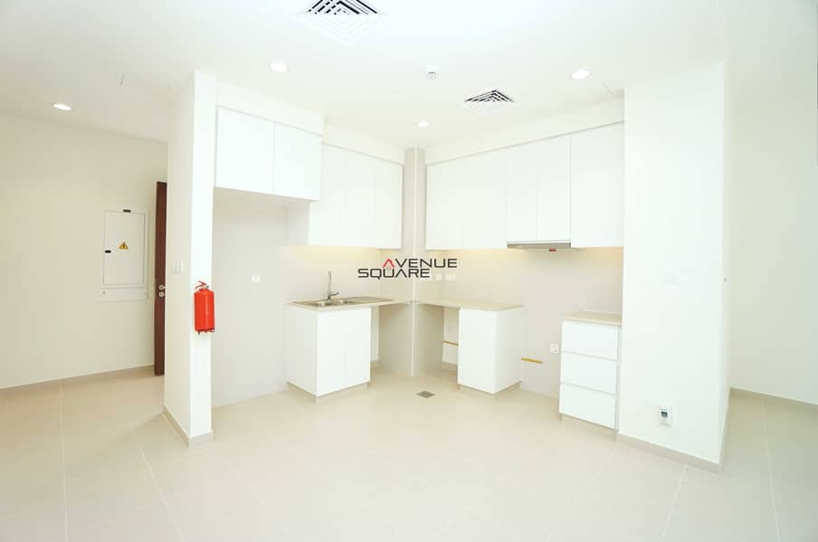 6 Exclusive | Ground Floor | Brand New | Close to Entrance