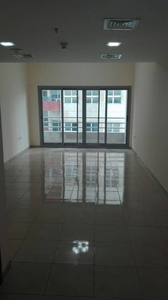 Close to NMC 2BHK- Master Bed Room / Wardrobes- Free Parking