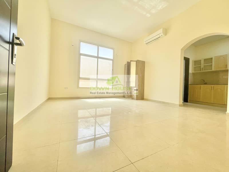 6 Haz / amazing studio flat for rent in Abu Dhabi gate