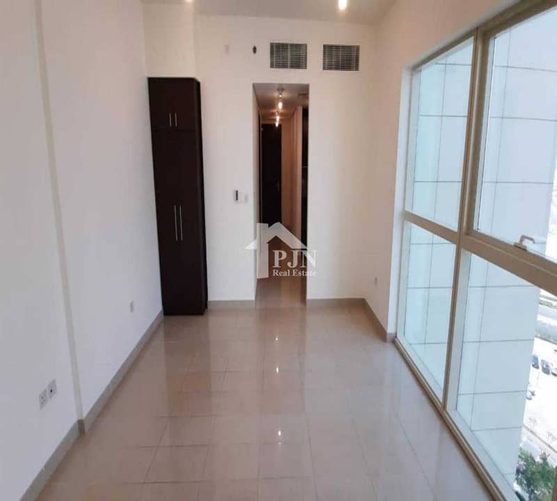 5 Safe And Secured For Rent In Maha Tower. .