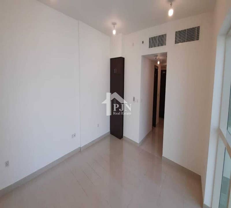 8 Safe And Secured For Rent In Maha Tower. .