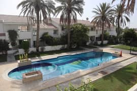 Limited Offer Huge 4 Bed Semi-Detached Villa