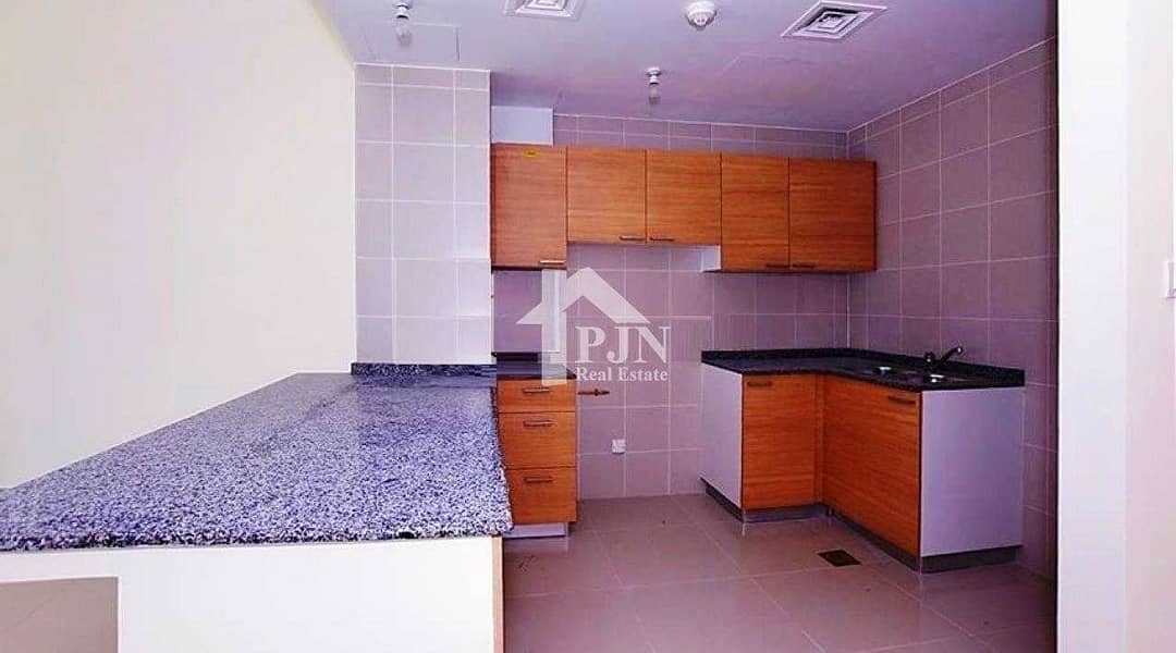 11 Fantastic !!! 2 Bedroom For Rent In C2 Tower.