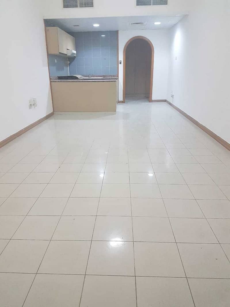 1 MONTH FREE !!! BIG STUDIO WITH BALCONY, CENTRAL A/C NEAR SALAH AL DIN METRO.