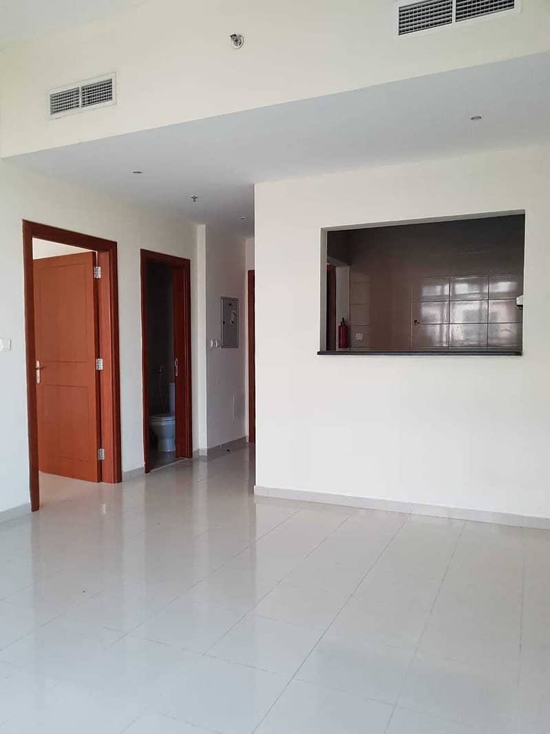 SPACIOUS BRIGHT 1BR/H WITH SEMI CLOSE KITCHEN NEAR SOUQ EXTRA