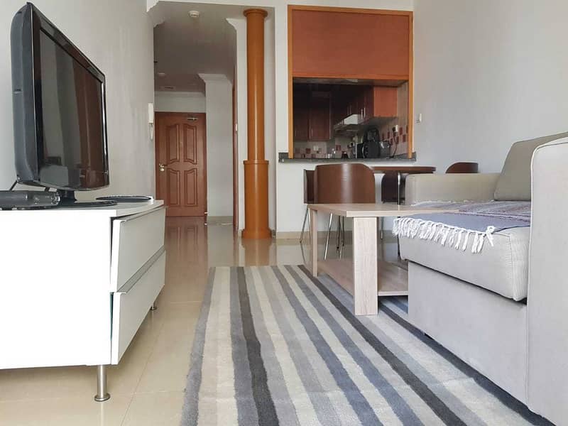CHILLER FREE  FULLY FURNISHED 1 BEDROOM NEXT TO DMCC METRO