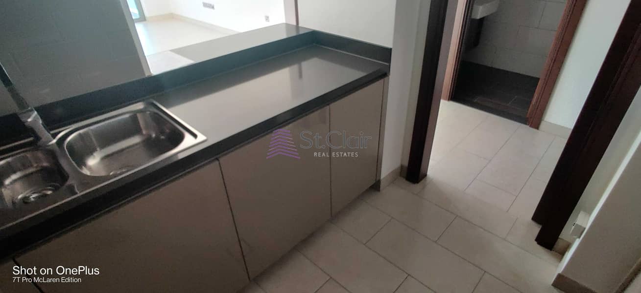 32 READY TO MOVE | FITTED KITCHEN | FOR RENT | AED 60000