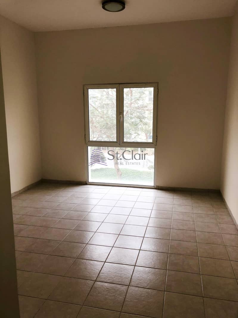 10 U-TYPE SPECIOUS 1BR | NEXT TO METRO STATION | VACCANT