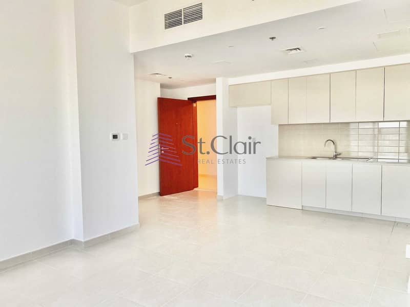 8 Townhouse  View | Amazing 2 Bedroom in Zahra 1A