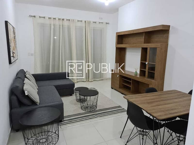 Deluxe 1BR Furnished w/ Sea View and 0% Agency Fee