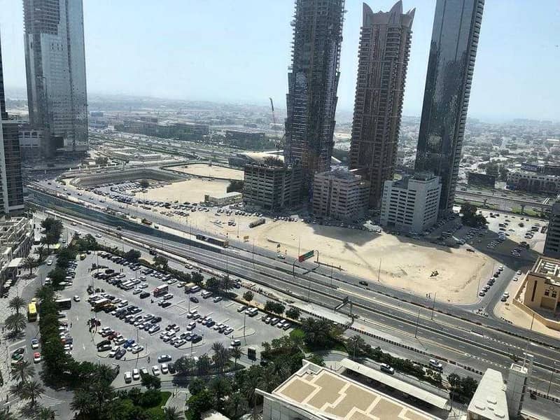 24 EXECUTIVE TOWER F HUGE 3BEDS+M NICE VIEW