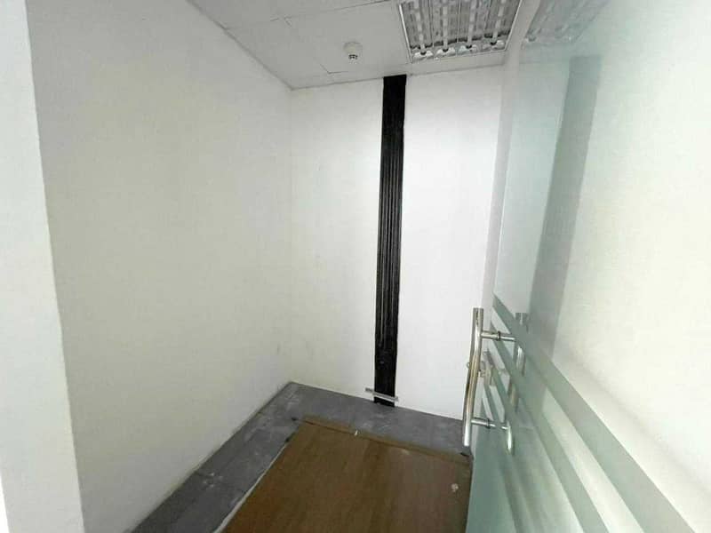 6 Exclusive | Fitted Office | Partial Canal View