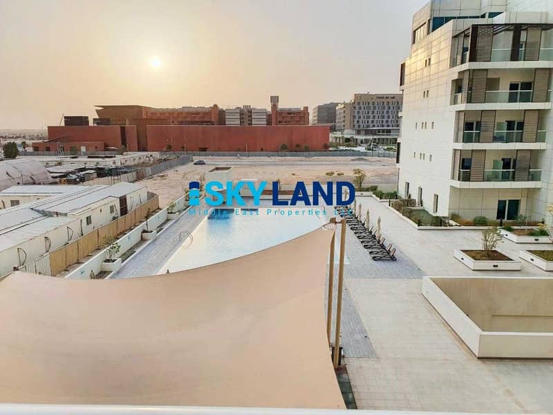 Exclusive ! Studio with Balcony and Pool View Exclusive ! Studio with Balcony and Pool View