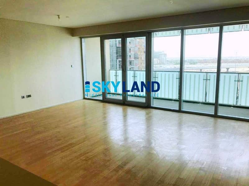 3 Vacant ! Luxury 2Beds+Laundry Room with Balcony