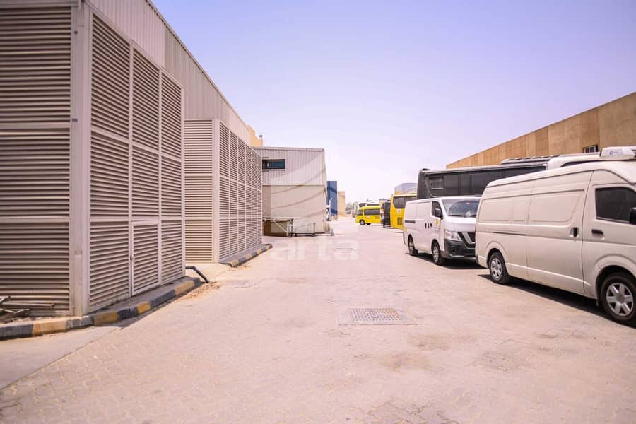 5 Spacious Commercial Office + Warehouse in DIP