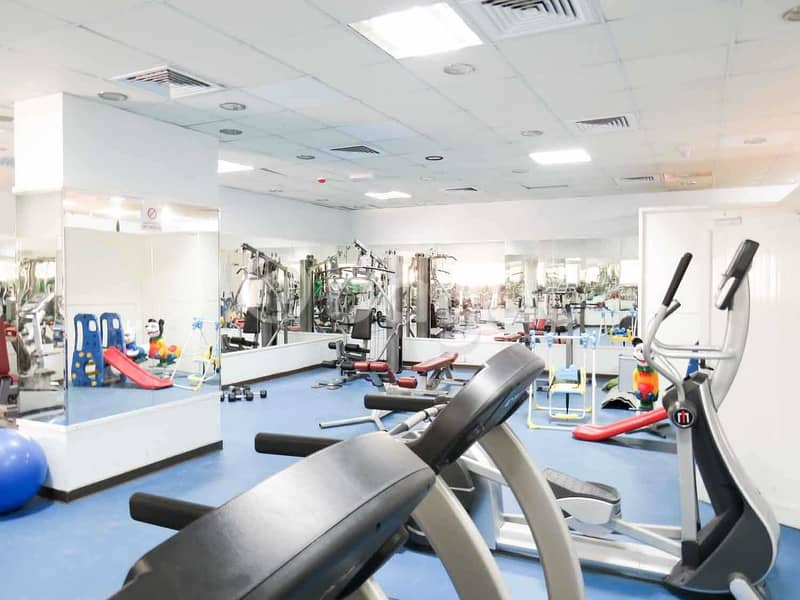 7 STUDIO For 16K in AlQasba . . ONE Month FREE . . FREE GYM . . No Commission . . Direct From The Owner