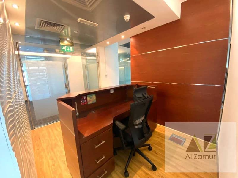 18 LAVISH PREMIUM GLASS FITTED OFFICE AT SHEIKH ZAYED NEAR METRO