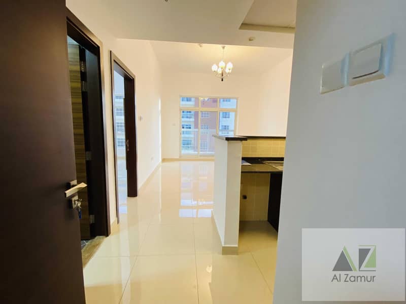3 BRIGHT WELL MAINTAINED ONE BEDROOM PREMIUM LOCATION 35k AED