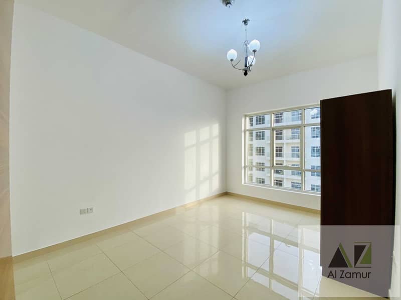 4 BRIGHT WELL MAINTAINED ONE BEDROOM PREMIUM LOCATION 35k AED