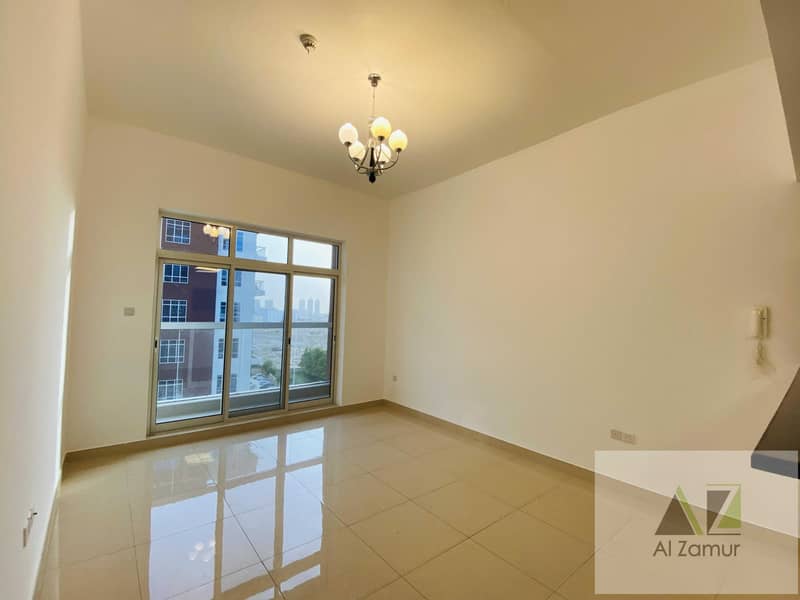 7 BRIGHT WELL MAINTAINED ONE BEDROOM PREMIUM LOCATION 35k AED