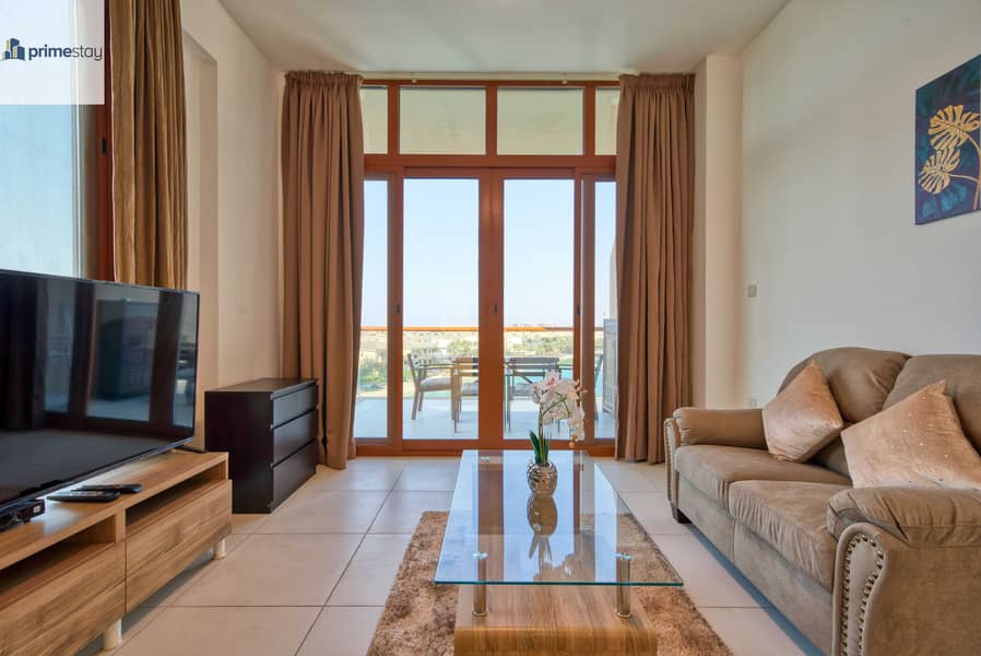 2 Spacious and Modern with Sea view Studio in Palm Jumeirah