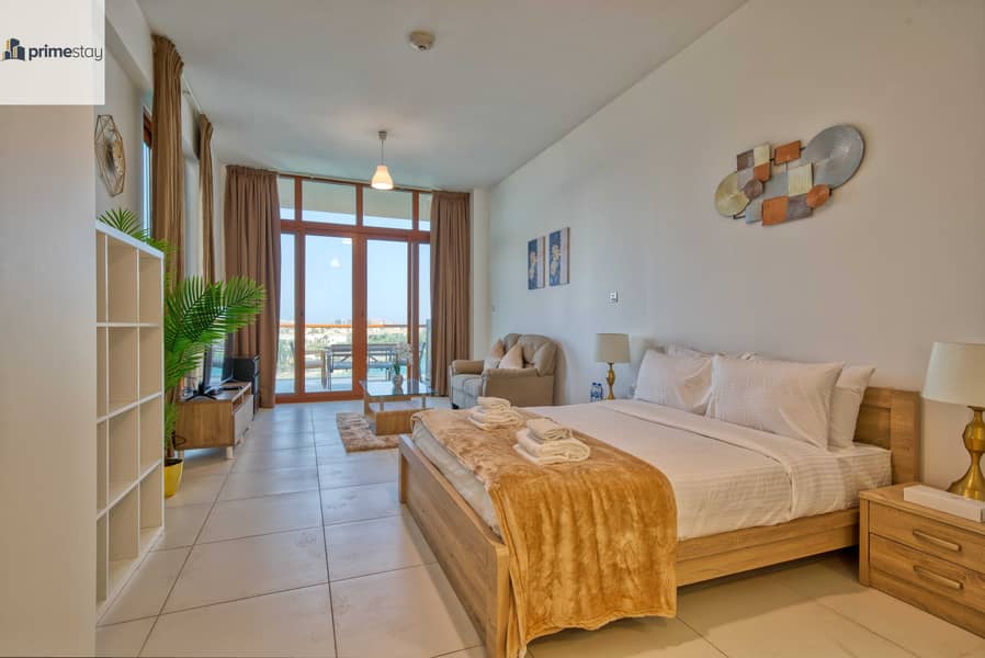9 Spacious and Modern with Sea view Studio in Palm Jumeirah