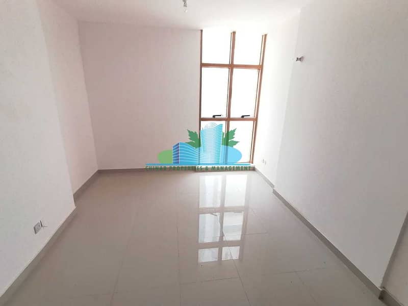 5 Huge 3 bhk with huge Living room|4 payments | Great location