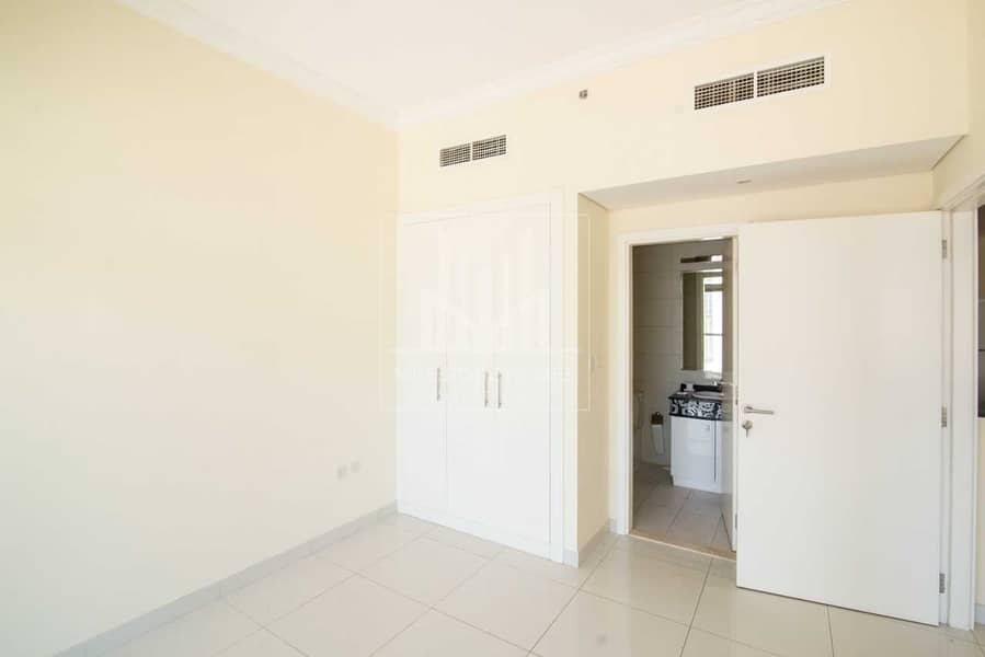 7 Spacious 2bed with Kitchen Appliances @63k