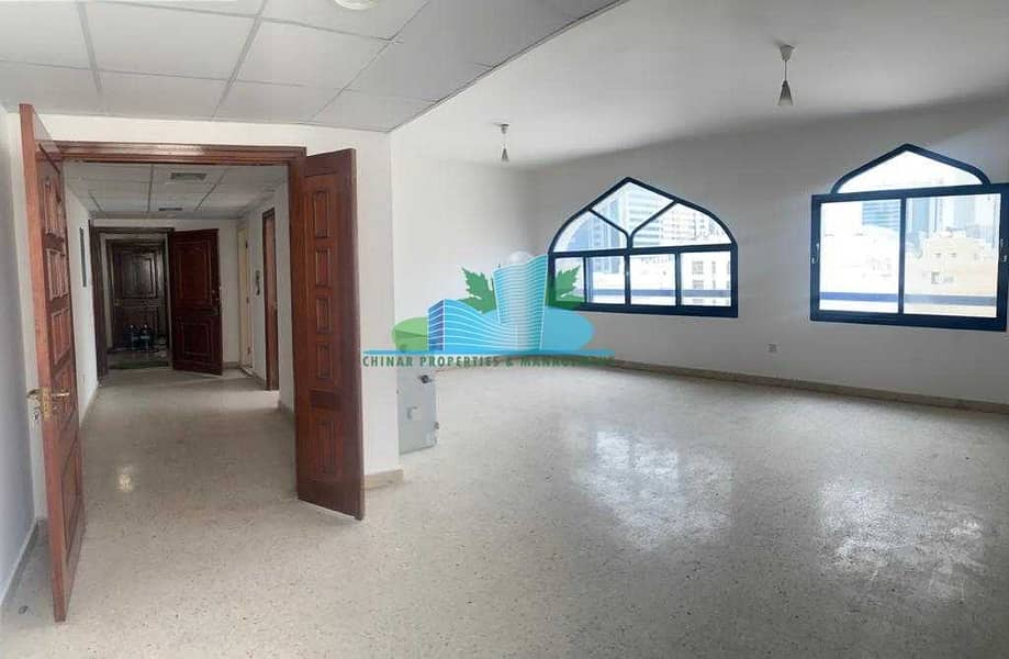 3 BHK  Extra Large Hall Room|Balcony |4 Payments