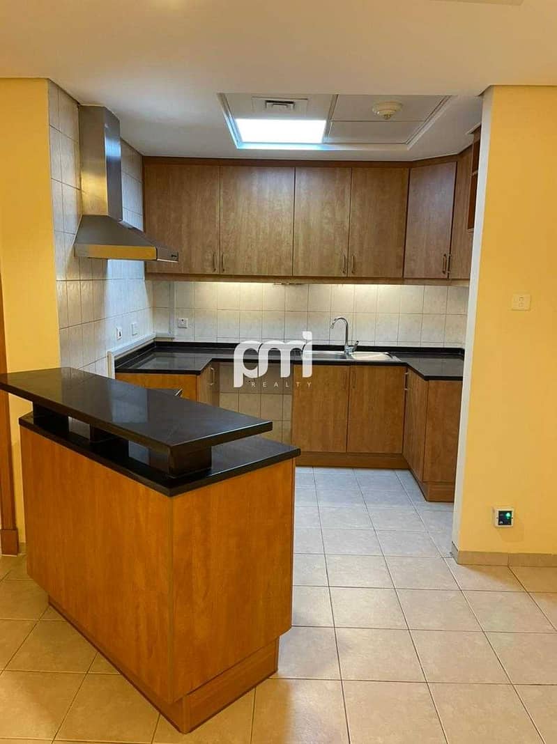 12 Perfect Condition | Large 1 Bedroom +Store | Near Metro
